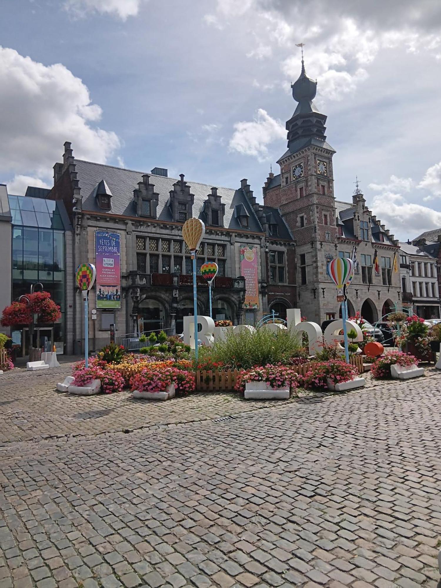 La Chambre Des Daines Binche Ngoại thất bức ảnh