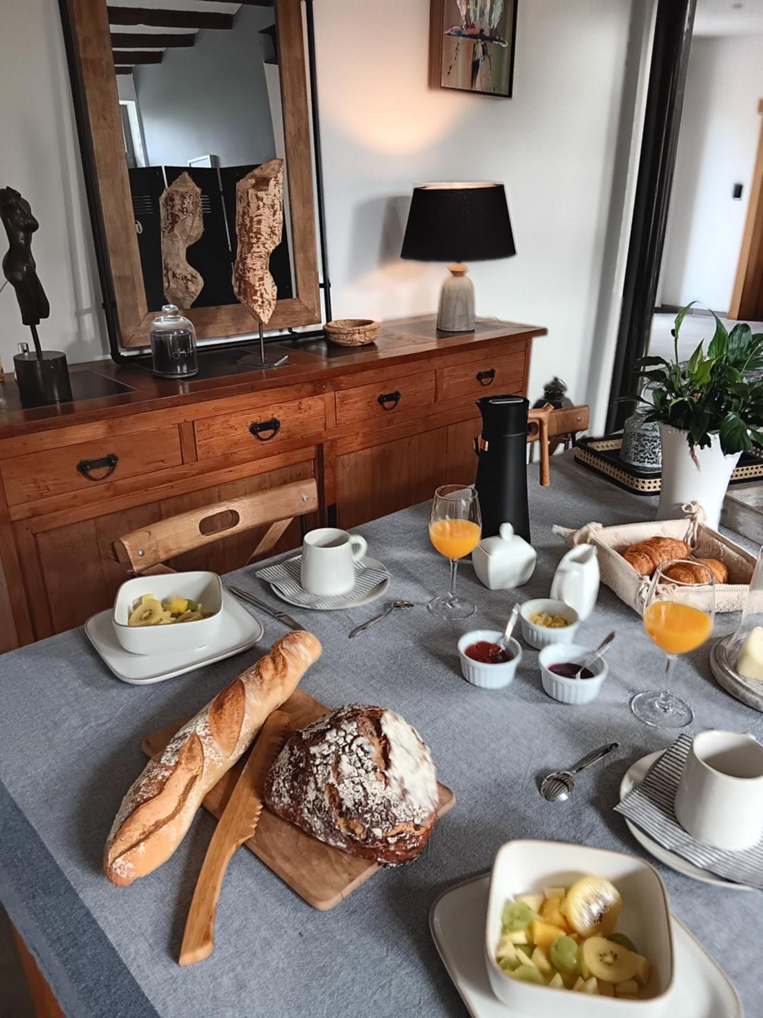 La Chambre Des Daines Binche Ngoại thất bức ảnh